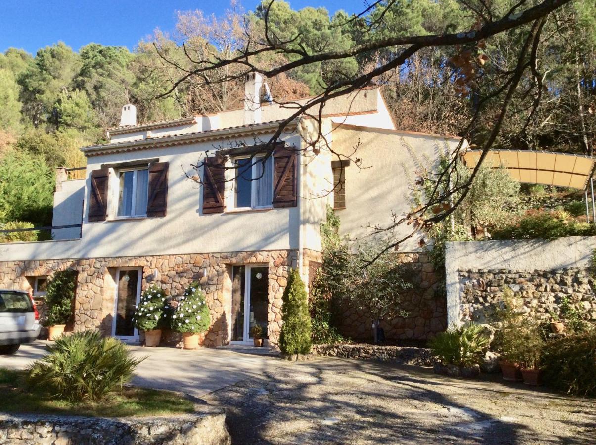 Chambre D'Hotes "La Cabriere" Salernes Buitenkant foto